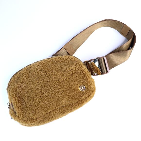 lululemon athletica Handbags - LULULEMON 1L Fleece Everywhere Belt Bag Burnt Caramel Shoulder Crossbody